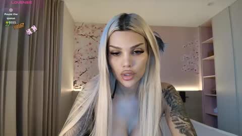 shayblonde online show from 23, 9, 2025
