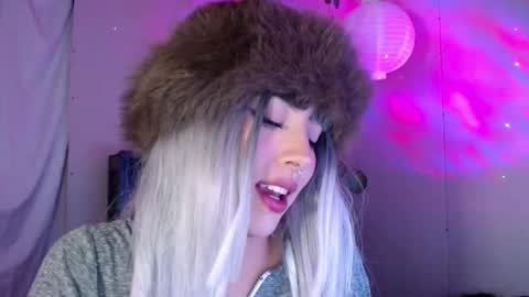 Shayla 3 online show from 15, 1, 2026