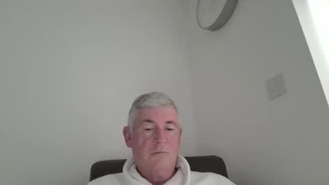 Snapshot of she52 chatting on 18, 4, 2026 she52 online show from 18, 4, 2026