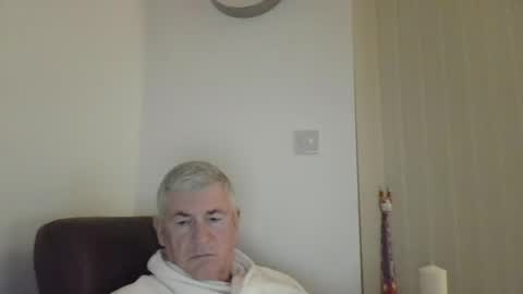 Snapshot of she52 chatting on 18, 4, 2026 she52 online show from 18, 4, 2026