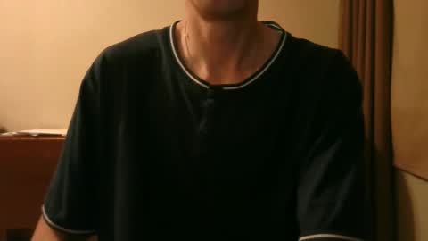 Snapshot of shedevr02 chatting on 28, 9, 2025 Roger online show from 28, 9, 2025