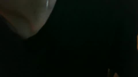 Snapshot of shedevr02 chatting on 8, 10, 2025 Roger online show from 8, 10, 2025