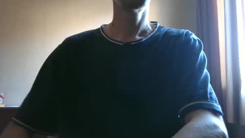 Snapshot of shedevr02 chatting on 9, 11, 2025 Roger online show from 9, 11, 2025