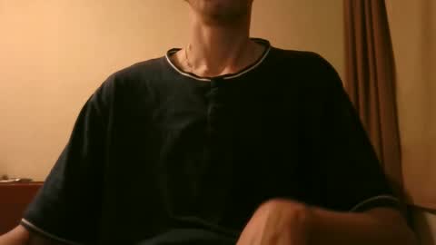 Snapshot of shedevr02 chatting on 11, 11, 2025 Roger online show from 11, 11, 2025