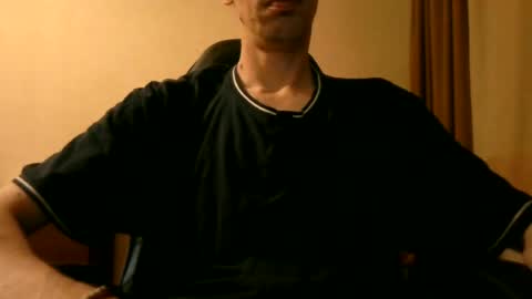 Snapshot of shedevr02 chatting on 5, 7, 2026 Roger online show from 5, 7, 2026