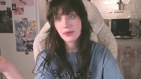 Snapshot of sheeny_shy chatting on 23, 12, 2024 Chiara online show from 23, 12, 2024