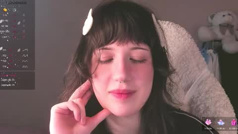 Snapshot of sheeny_shy chatting on 30, 11, 2025 Chiara online show from 30, 11, 2025