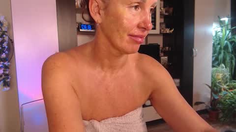 Sheila GMT 2 Tuesday Wednesday Friday Saturday Sunday- 8  5  online show from 13, 10, 2025