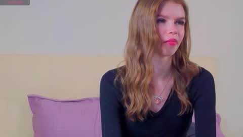 Snapshot of shelleyborom chatting on 26, 10, 2025 Sofia online show from 26, 10, 2025