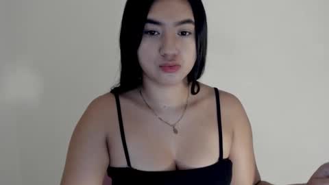   online show from 3, 11, 2025