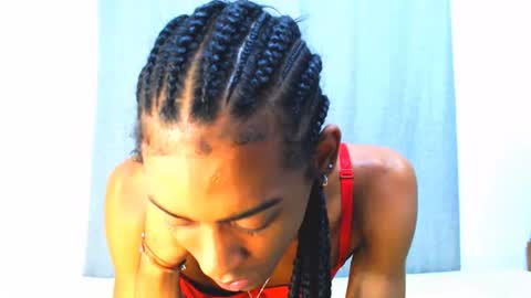 Snapshot of shemalehexi chatting on 1, 12, 2025 shemalehexi online show from 1, 12, 2025