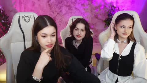 Snapshot of sheryl_elegance chatting on 13, 1, 2025 Sheryl online show from 13, 1, 2025