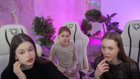 Snapshot of sheryl_elegance chatting on 19, 2, 2025 Sheryl online show from 19, 2, 2025