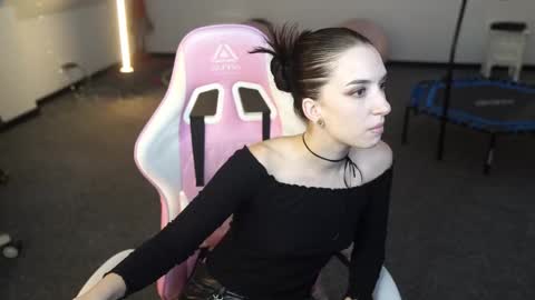 Snapshot of sheryl_elegance chatting on 18, 9, 2025 Sheryl online show from 18, 9, 2025