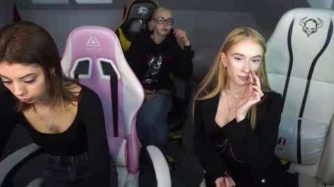 Snapshot of sheryl_elegance chatting on 15, 10, 2025 Sheryl online show from 15, 10, 2025