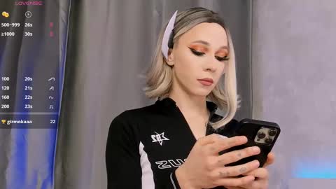 Jennifer  Streaming time online show from 13, 12, 2024