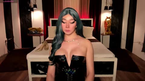 WET AND WILD YHANNA online show from 18, 12, 2024