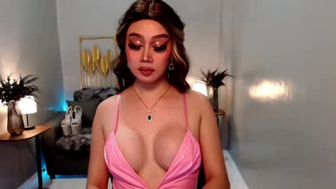 WET AND WILD YHANNA online show from 20, 2, 2025