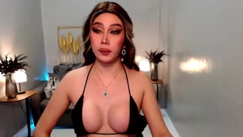 WET AND WILD YHANNA online show from 20, 2, 2025