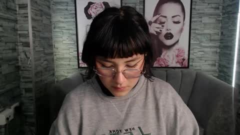 shizuko_b online show from 10, 9, 2025