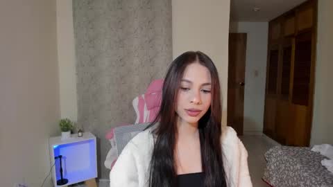  kendal  online show from 14, 2, 2025