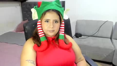 Shofia Beltran online show from 4, 12, 2024