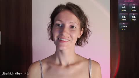 Snapshot of shoopdelang chatting on 18, 12, 2024 Jess online show from 18, 12, 2024