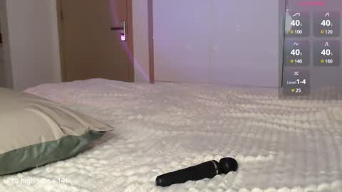 Snapshot of shoopdelang chatting on 25, 1, 2025 Jess online show from 25, 1, 2025