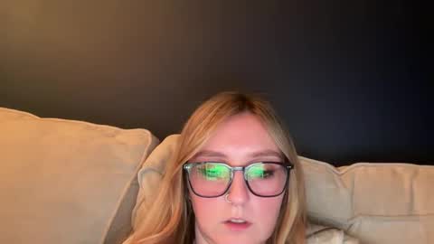 short sweetpea online show from 1, 3, 2025