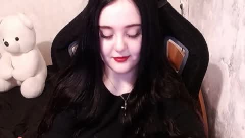 Snapshot of show_for_you chatting on 18, 12, 2024 show_for_you online show from 18, 12, 2024