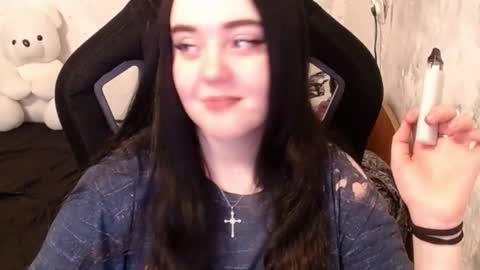 Snapshot of show_for_you chatting on 6, 1, 2025 show_for_you online show from 6, 1, 2025