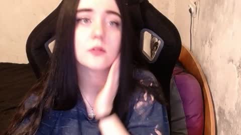 Snapshot of show_for_you chatting on 7, 1, 2025 show_for_you online show from 7, 1, 2025