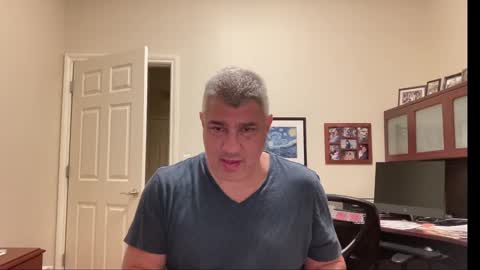 Snapshot of showmet chatting on 27, 9, 2025 Chicago Guy online show from 27, 9, 2025