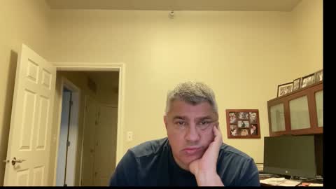 Snapshot of showmet chatting on 15, 10, 2025 Chicago Guy online show from 15, 10, 2025