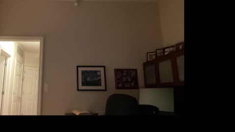 Chicago Guy online show from 10, 4, 2026