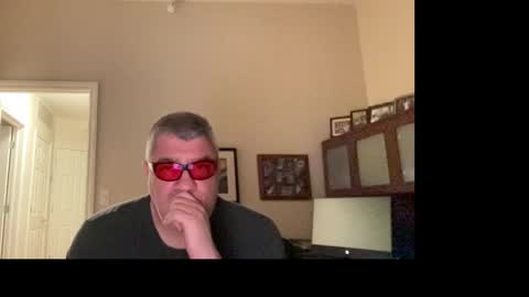 Chicago Guy online show from 11, 4, 2026