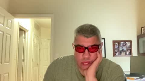 Chicago Guy online show from 11, 7, 2026