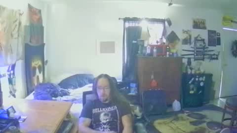 Snapshot of shredmancer chatting on 9, 11, 2025 shredmancer online show from 9, 11, 2025