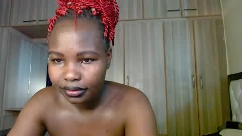 Snapshot of shugahnash chatting on 8, 12, 2024 nash online show from 8, 12, 2024