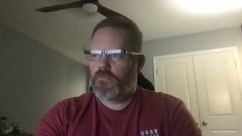 shughes740 online show from 24, 10, 2025