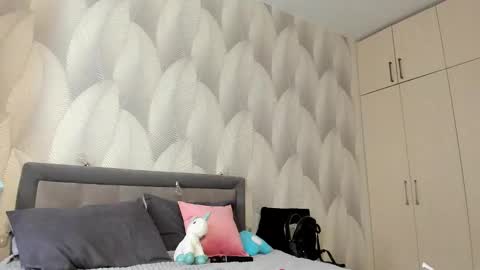 Snapshot of shy_bambiii chatting on 28, 2, 2025 Mika online show from 28, 2, 2025