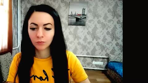 shy_cat_candy online show from 13, 9, 2025