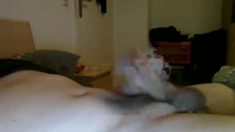 shy_heidelberger online show from 1, 1, 2025