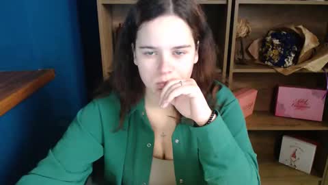 shy_lil online show from 12, 10, 2025