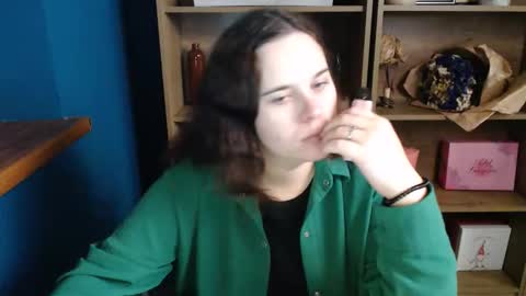 shy_lil online show from 16, 10, 2025