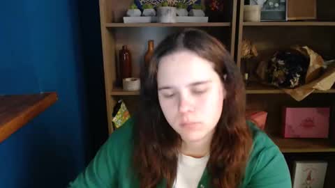 shy_lil online show from 22, 10, 2025