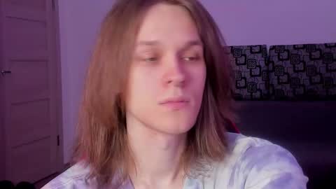 Mark online show from 8, 10, 2025