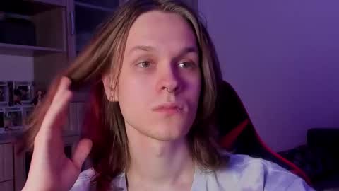 Mark online show from 9, 10, 2025