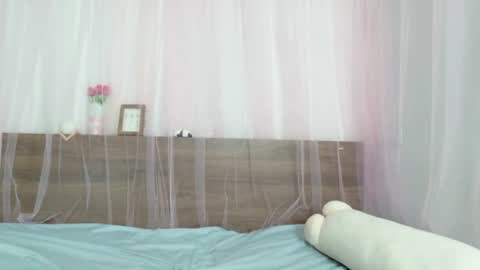 shy_pink_doll online show from 12, 7, 2026
