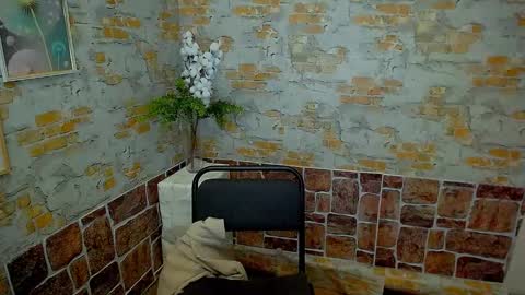 shy_sabrina_ online show from 4, 2, 2025